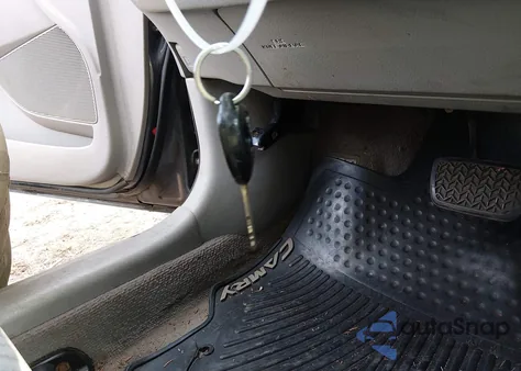 2009 Toyota Camry Le z USA, uszkodzony, nr VIN 4T4BE46K59R118417